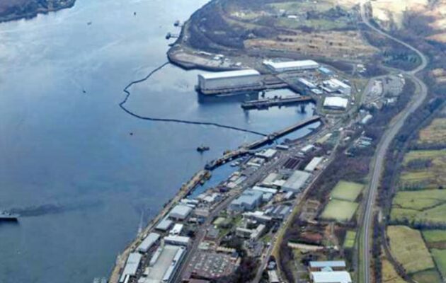 Σκωτία: Δύο συλλήψεις για απόπειρα εισβολής σε ναύσταθμο με πυρηνικά υποβρύχια