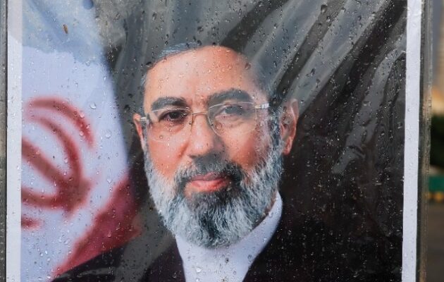 Πρεσβευτής Ρωσίας: Ο Μοτζταμπά Χαμενεΐ βρίσκεται στο Ιράν, αλλά αποφεύγει δημόσιες εμφανίσεις