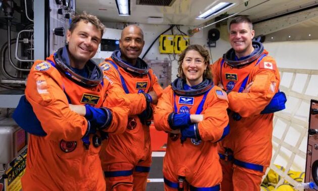 Εκτόξευση των αστροναυτών της αποστολής Artemis II της NASA προς τη Σελήνη: Η πρώτη επανδρωμένη αποστολή μετά από δεκαετίες