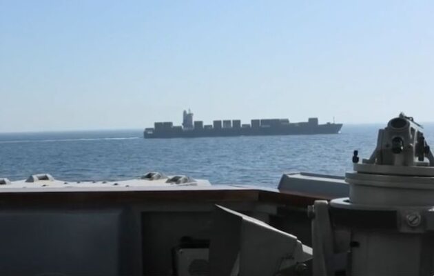 Το Ιράν προειδοποιεί με αντίποινα μετά την κατάληψη πλοίου από τις ΗΠΑ