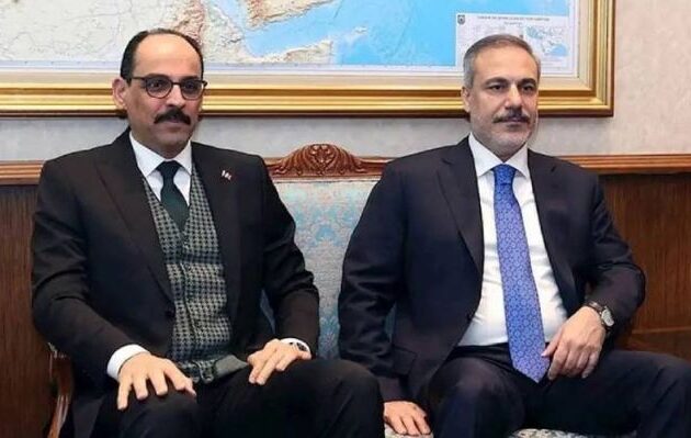 Τουρκία: Χακάν Φιντάν και Ιμπραήμ Καλίν συναντήθηκαν με τους τζιχαντιστές της Χαμάς στην Άγκυρα