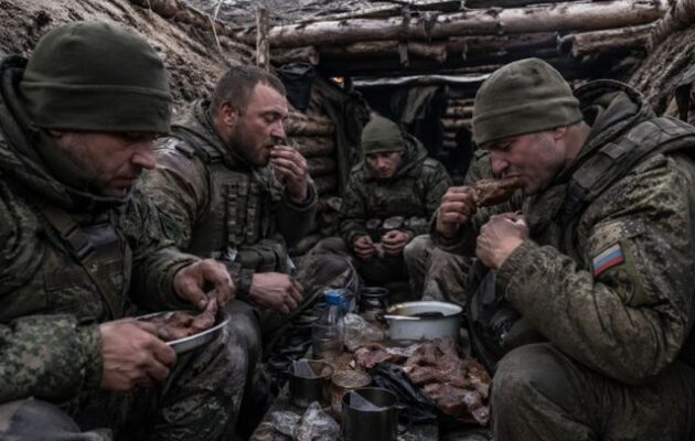 Φρίκη! Κανίβαλοι Ρώσοι στρατιώτες τρώνε ανθρώπους στα χαρακώματα