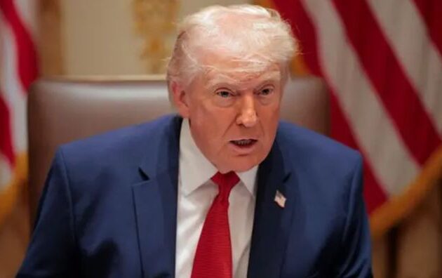 «Καλή πιθανότητα» για συμφωνία, αλλά απειλές για «ισοπέδωση των πάντων» – Τι δήλωσε ο Τραμπ στα αμερικανικά ΜΜΕ