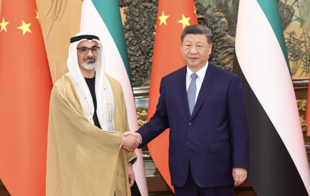 Ο Σι Τζινπίνγκ δηλώνει ότι η Κίνα θα διαδραματίσει «εποικοδομητικό ρόλο» στην προώθηση των ειρηνευτικών συνομιλιών στη Μέση Ανατολή