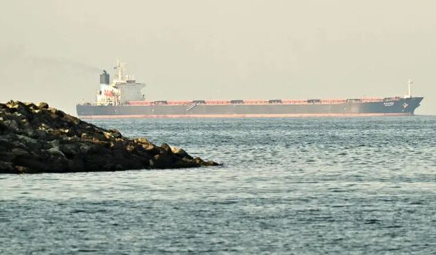 Πρώτα πλοία στα Στενά του Ορμούζ μετά την κατάπαυση του πυρός: MarineTraffic