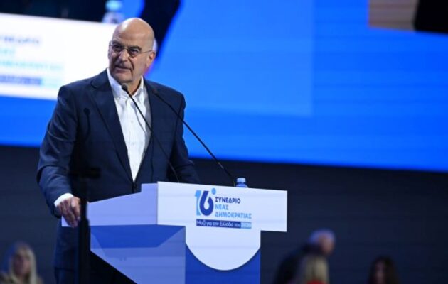 Ηγετικός θρίαμβος Δένδια στο Συνέδριο της ΝΔ – Ο Νίκος Δένδιας γκρέμισε τις «Καγκελαρίες των τεχνοκρατών» και κατασυνέτριψε τους «μισθοφόρους της εξουσίας»: «Η εξουσία στις δημοκρατίες ασκείται στο όνομα του λαού»