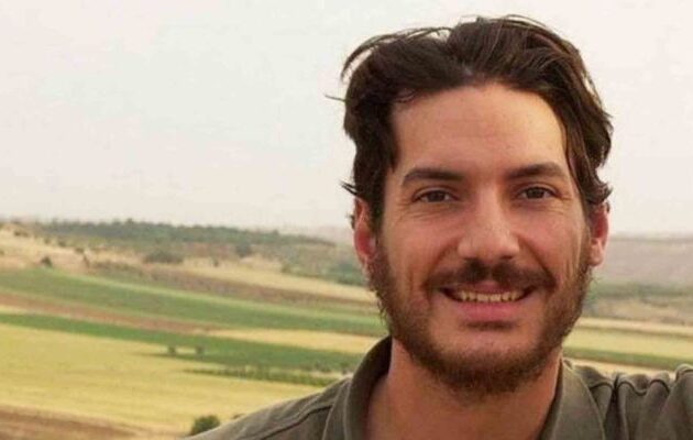 Οικογένεια Όστιν Τάις: Ο απαχθείς Αμερικανός δημοσιογράφος ίσως είναι ζωντανός, πιθανόν στο Ιράν