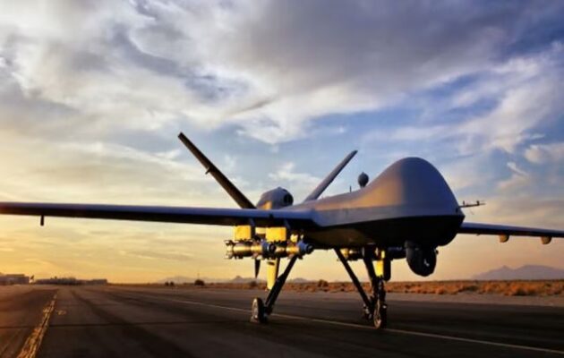 Αμερικανικά πλήγματα κατά ιρανικών βάσεων drones – Το Κουβέιτ αναχαίτισε επιθέσεις με πυραύλους και drones