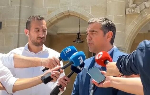 Ο Αλέξης Τσίπρας στην Κύπρο αναφέρθηκε στις ευρωπαϊκές κυρώσεις που επιβλήθηκαν στην Τουρκία όταν ήταν πρωθυπουργός