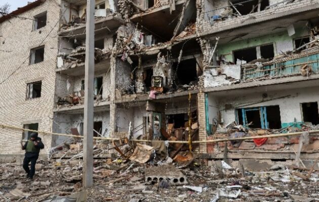 Ουκρανία: Τουλάχιστον δύο νεκροί και 15 τραυματίες από ρωσικά πλήγματα στη Ζαπορίζια