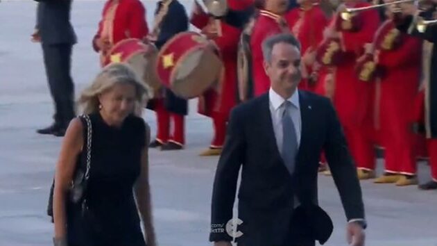 Σύνοδος ΝΑΤΟ Τουρκία: Υποδέχτηκαν τον Μητσοτάκη με εμβατήριο των Γενιτσάρων