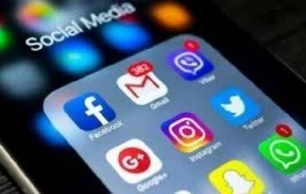 Κομισιόν: Απαγόρευση της πρόσβασης των παιδιών κάτω των 13 ετών στα Μέσα Κοινωνικής Δικτύωσης