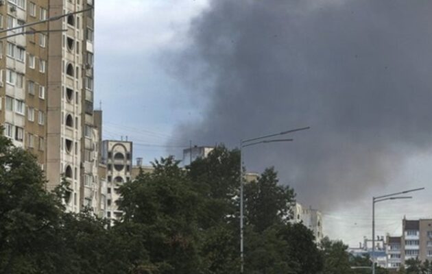 Ουκρανία: Τρεις νεκροί από ρωσικά πλήγματα στο Κίεβο
