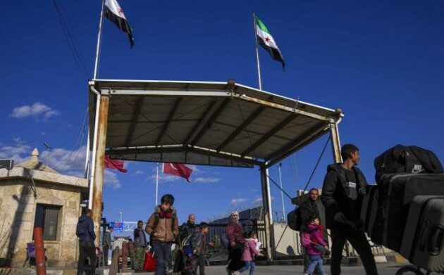 ΟΗΕ: 694.392 Σύροι πρόσφυγες επέστρεψαν στη Συρία από τον Ιανουάριο του 2025
